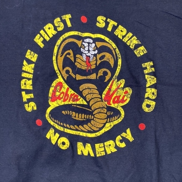 NWOT Cobra Kai front graphic black T-shirt - Picture 2 of 4